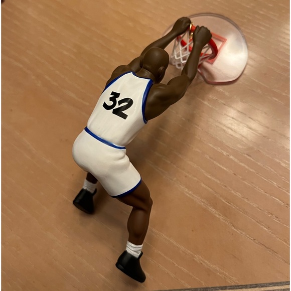 Hallmark Keepsake Ornament. Shaquille O’Neal. 1995. QXI5517. - Picture 4 of 4